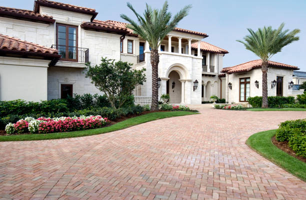 Best Professional Driveway Pavers  in Susanville, CA